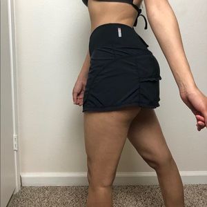Black skort